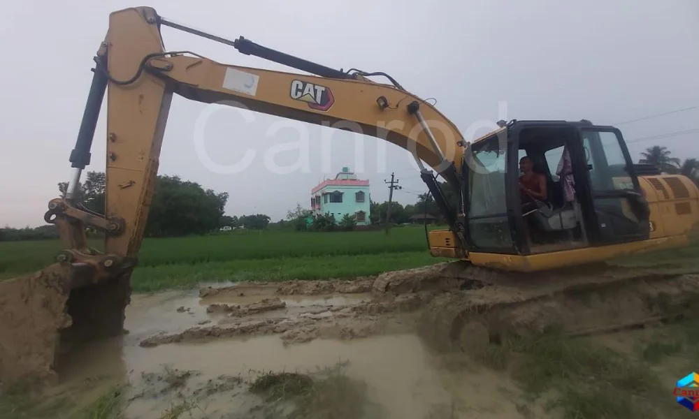 Caterpillar 323D3 Excavator